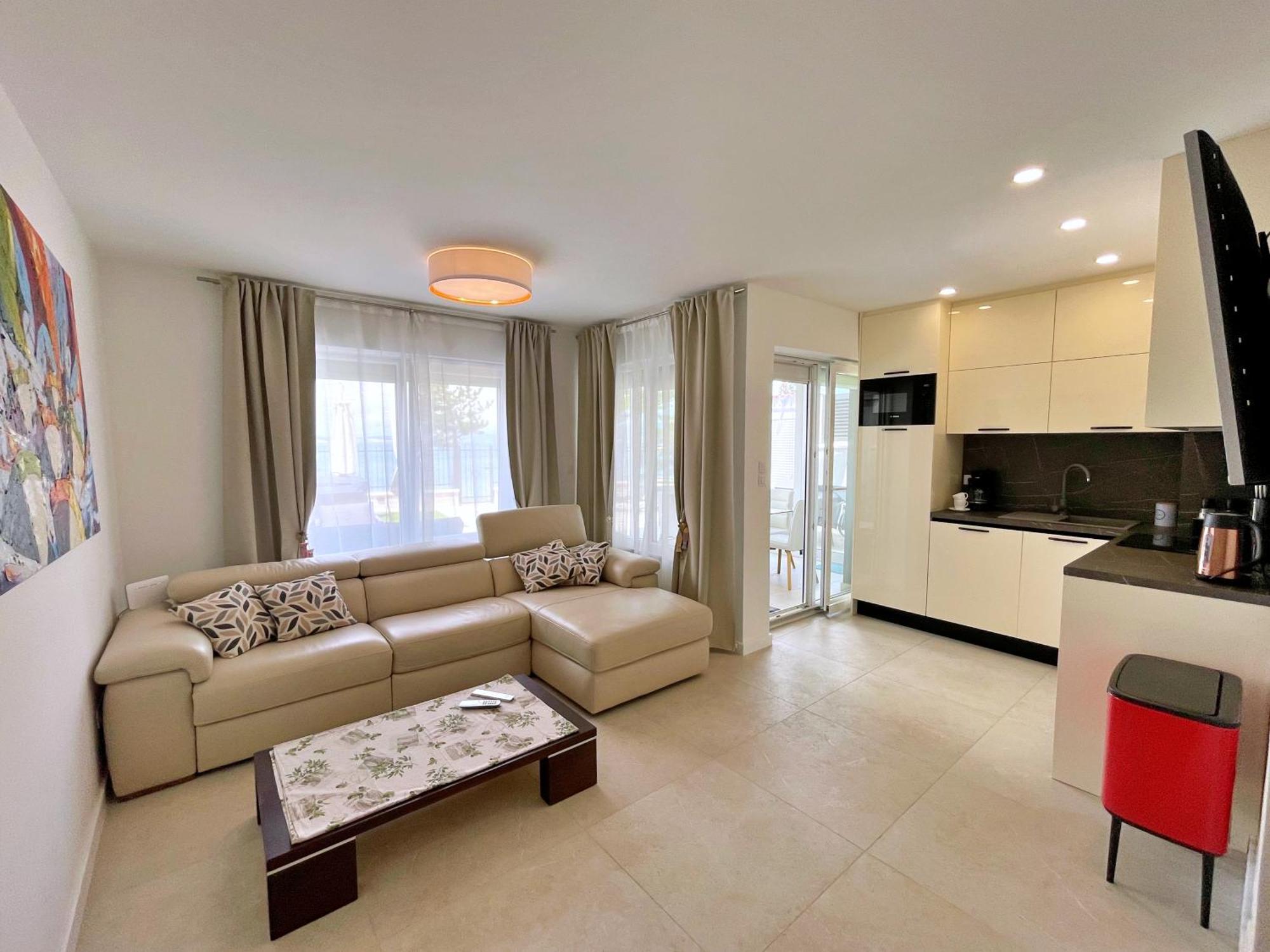 Villas Punta Silo - Luxury Apartments With Pool Экстерьер фото